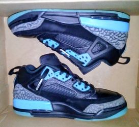 Nike Air Jordan Spizike Low Black Gamma Blue FQ3950-005 Youth Size 4Y GS