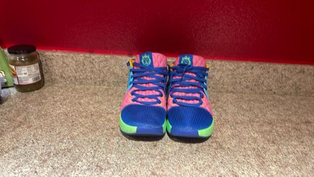 Nike basketball  LBJ witness viii