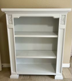 White Wood Bookcase with Decorative Trim