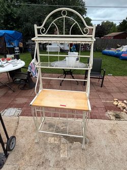 White Metal Baker's Rack with Wood Shelf