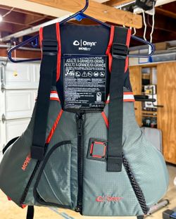 Onyx MoveVent Life Jacket XL/XXL