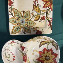Pier 1  Carynthum Floral Chip / Dip &  Serving Plate Set
