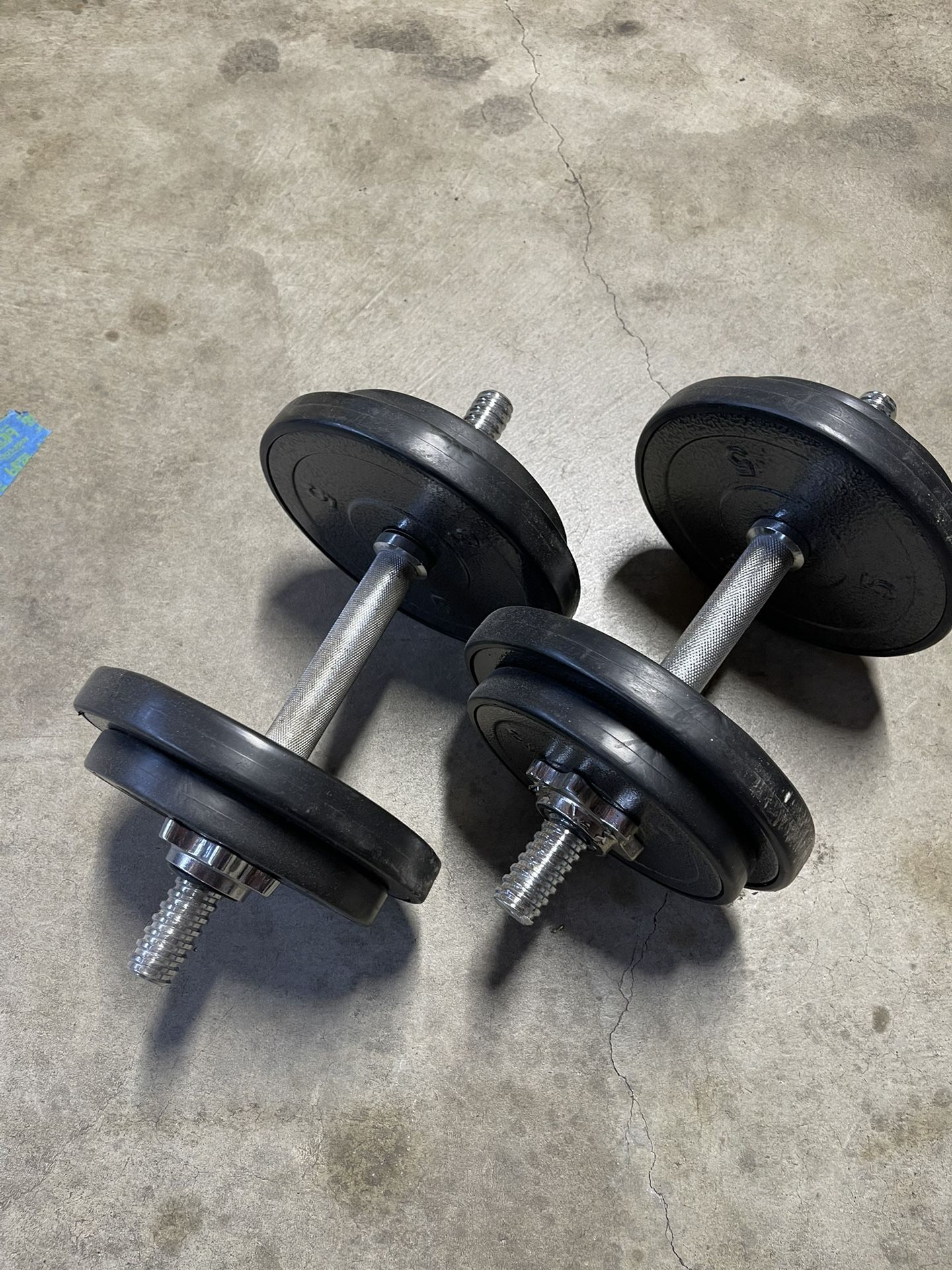 Pair of Adjustable Dumbbells