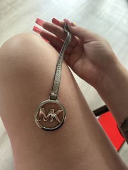 MK Purse Tag