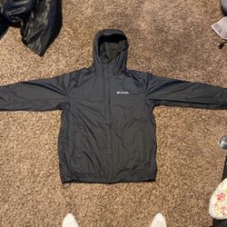 Columbia raincoat (size Large Mens)