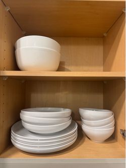 Costco dish set