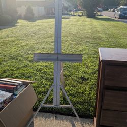 Folding Easel 