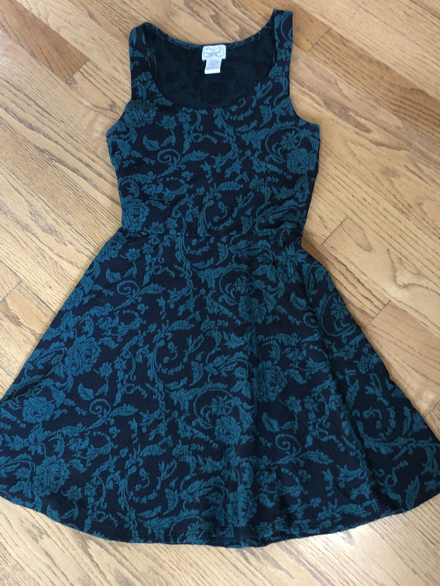 Jr. Dark Green/Black Dress XS