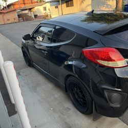 2014 Hyundai Veloster Turbo Hatchback