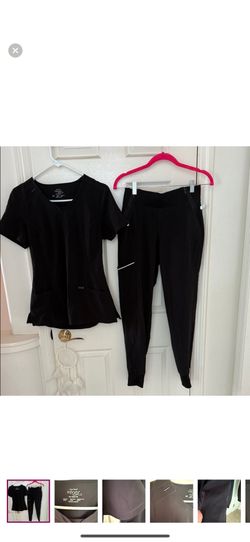 Black Women’s Scrub Set