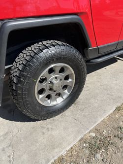 Toyota fj rims and tires 285 75 17