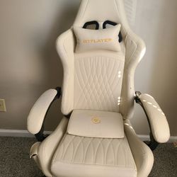 GTPLAYER Gaming Chair with Speakers