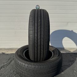 225/65/17 Michelin Tires 🛞 