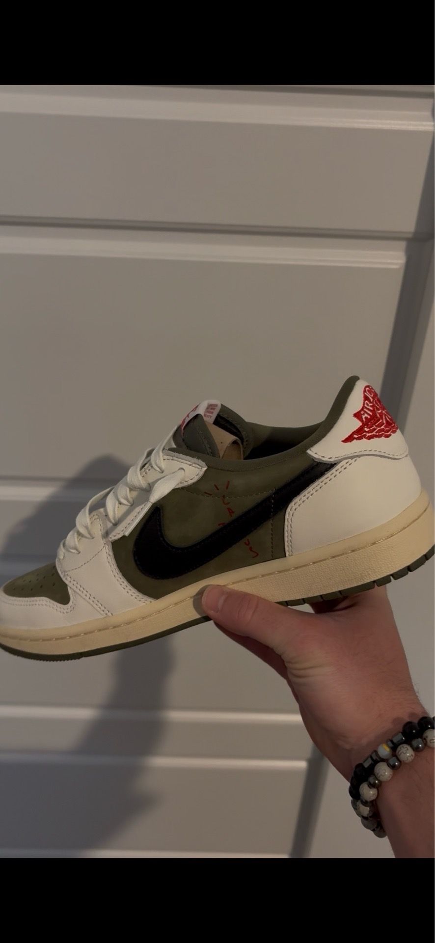 Jordan 1 retro travis scott medium olive size 8.5
