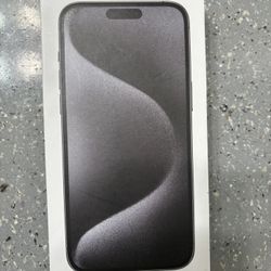 iPhone 15 Pro Max 