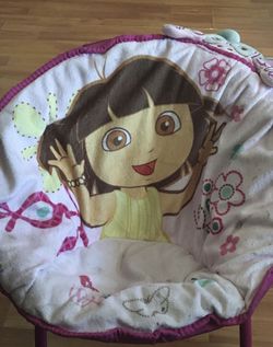 Dora Chair 