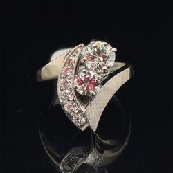 14KT White Gold Diamond Ring 5.20g 1CTW Size 5 1/4 170475