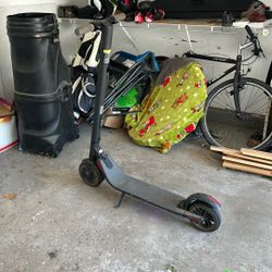Ninebot Segway Scooter ES2