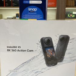 Insta360 X5 Essential bundle