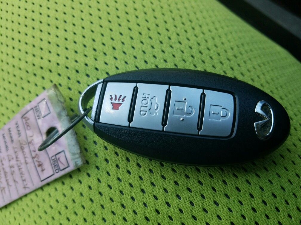 2006 infiniti remote