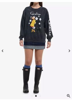 New Coraline Pullover Size medium