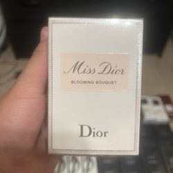 MISS DIOR BLOOMING BOUQUET 