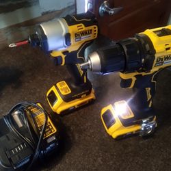 DeWalt Drill Combo Set With Dual Batteries And Charger