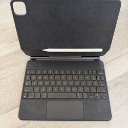 Apple Magic Keyboard for iPad Pro / iPad Air With Apple Pencil