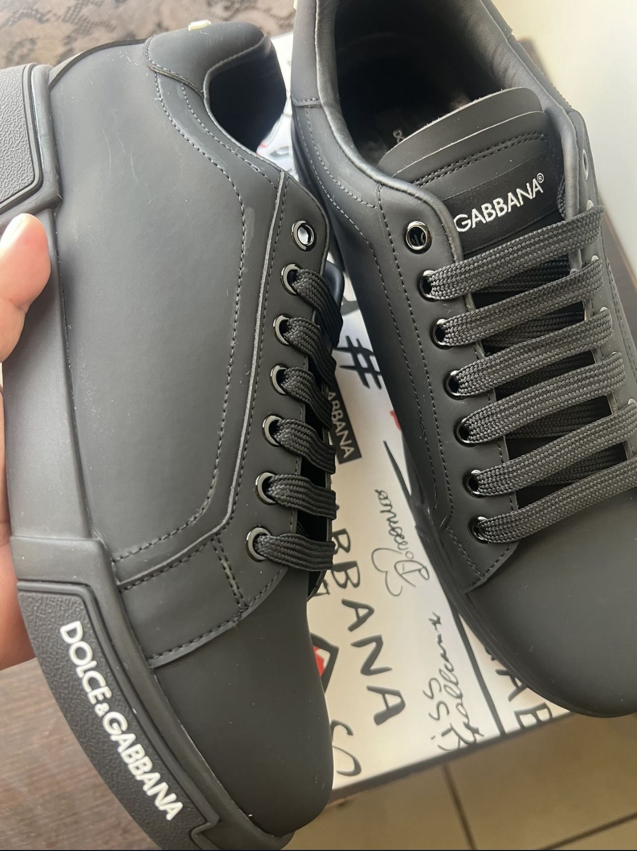 Size 10 Stylish Black Shoes