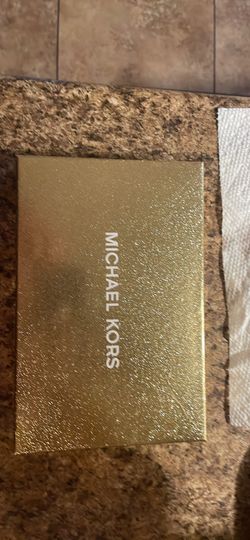 Michael Kors Pink Smartphone Wallet