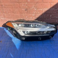 2016-2021 Volvo Xc90 Led Headlight Right Side OEM