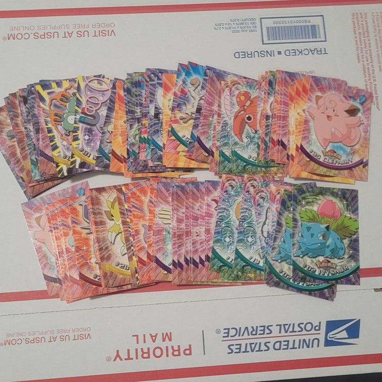 Pokemon Topps 1999 TV Card Bundle