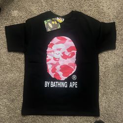 bape pink camo tee