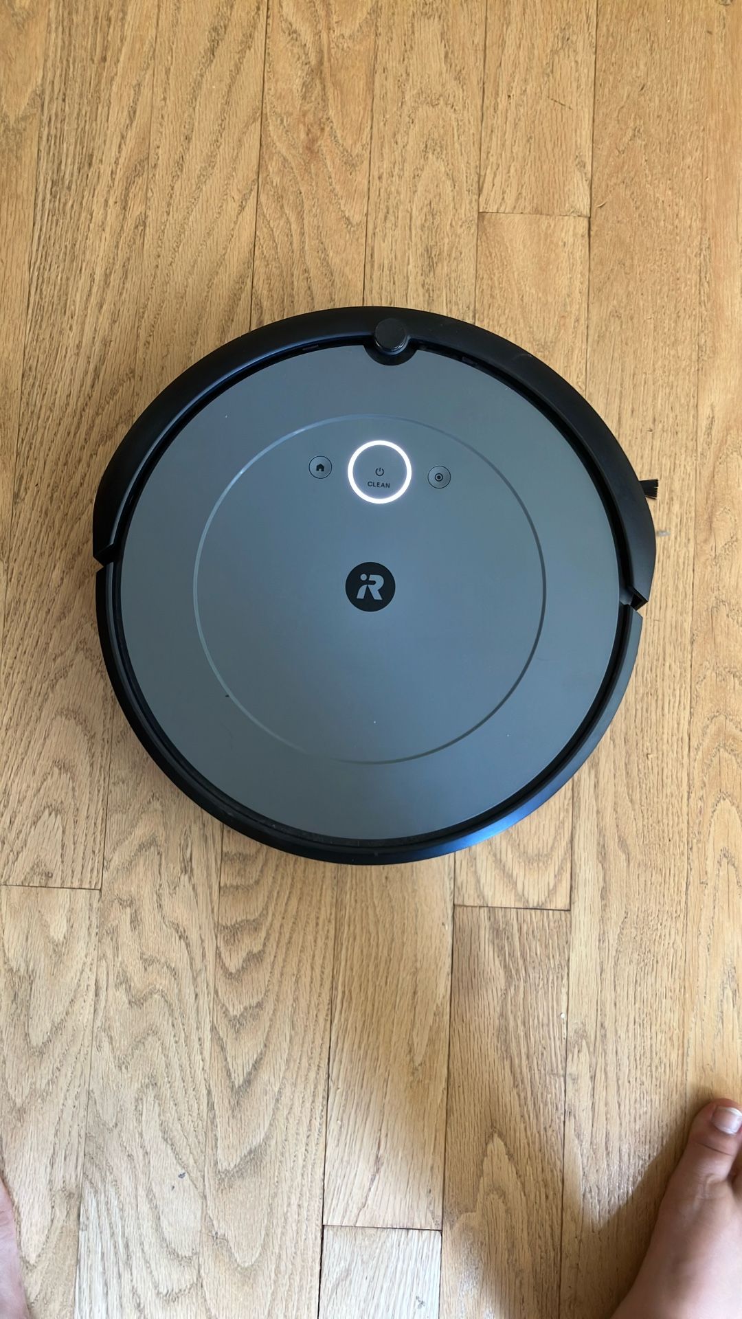 iRobot Roomba i2 (2152) Wi-Fi Connected Robot Vacuum.