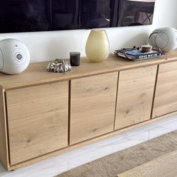 Two devialet Phantom Speakers 