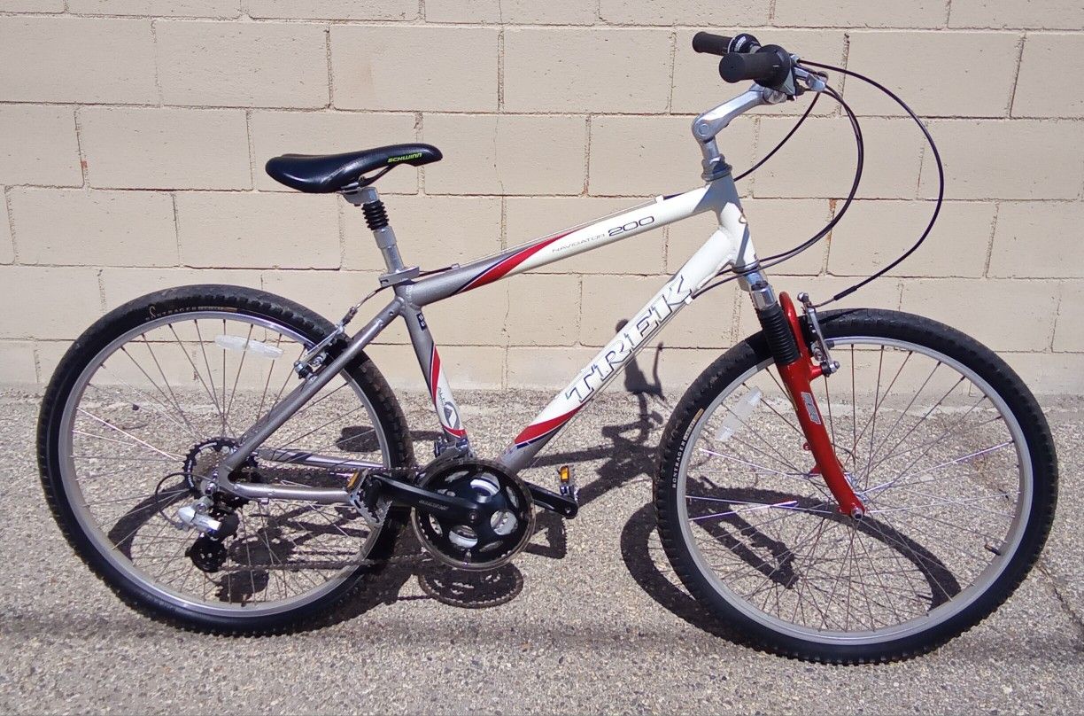 TREK NAVIGATOR 200 MENS ALUM FRAME ATB MTN BIKE OBO