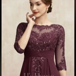 Stunning Formal Gown Size 8