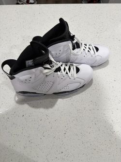 Air Jordan Retro 6’s Oreos