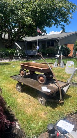 Vintage radio flyer wagon Metal wheels