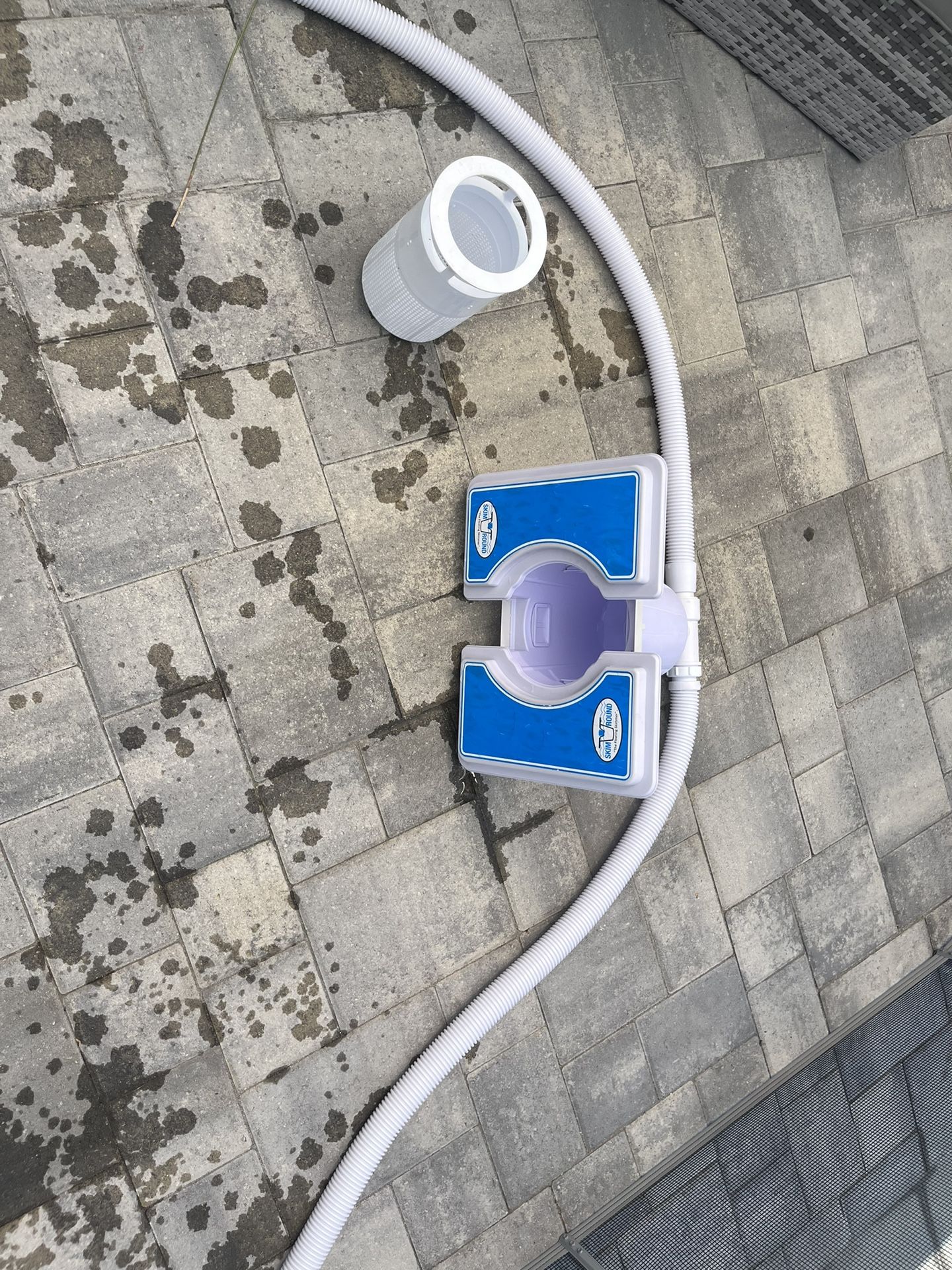 Skim Around Floating Skimmer System