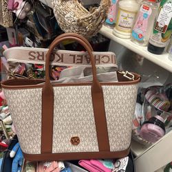 Mk White And Brown