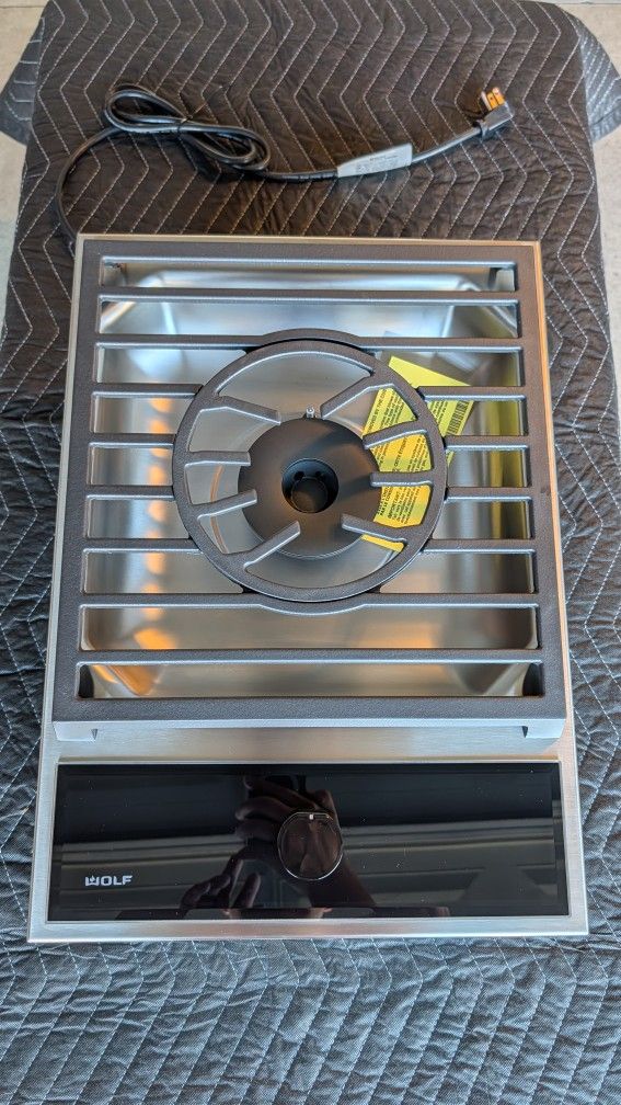 Wolf 15" Power Burner Cooktop