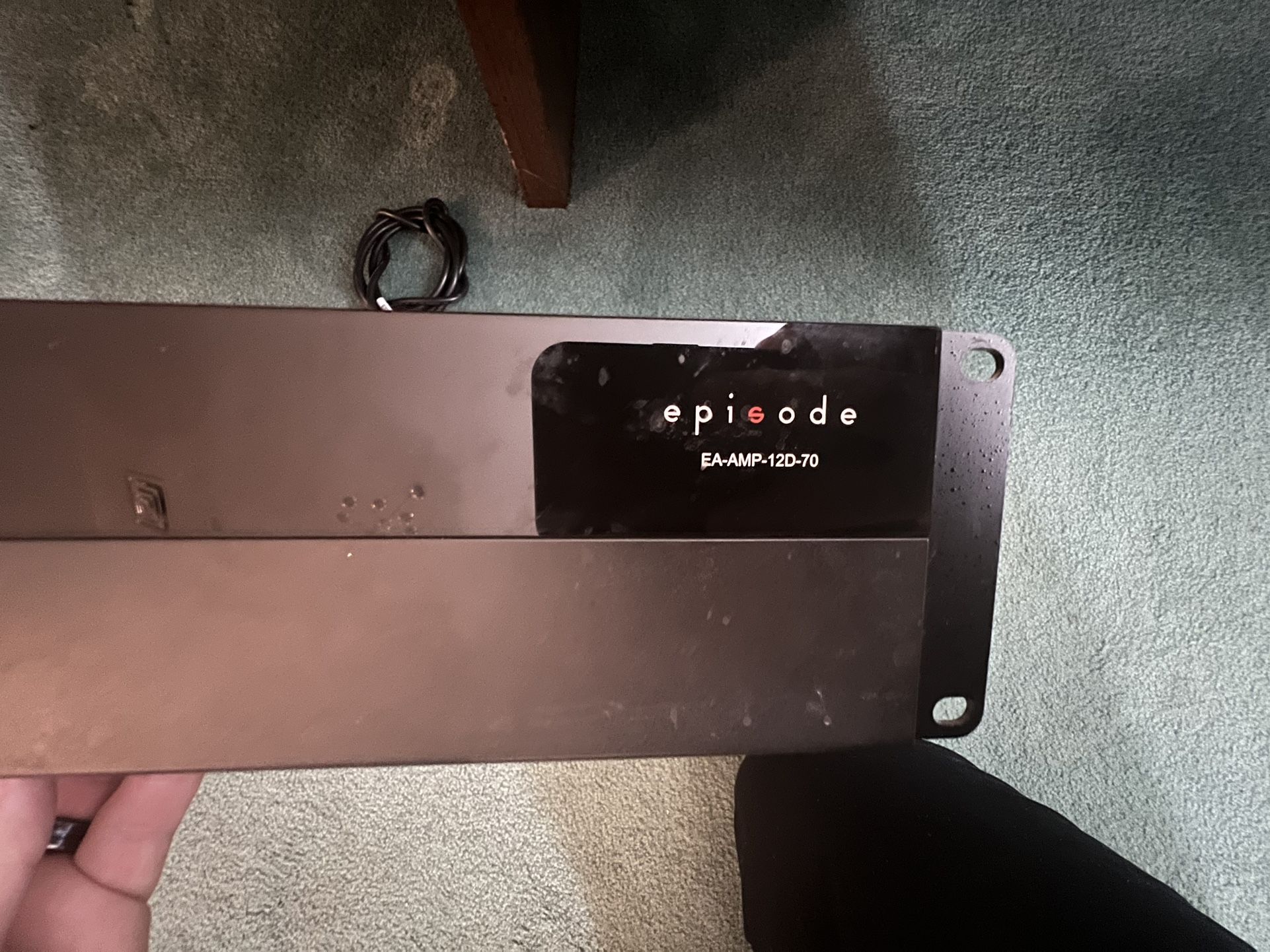 Episode EA-12D-70 Amplifier