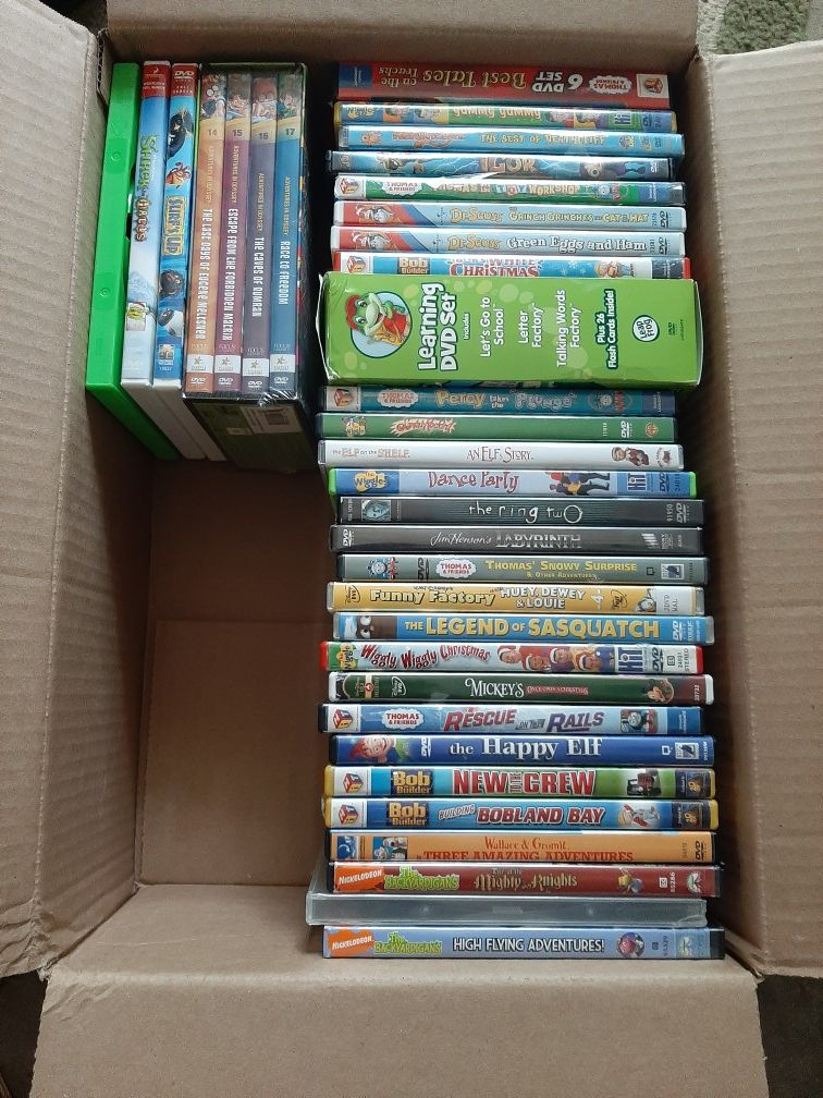 Lot of ~40 Kids DVD's Lots of Thomas, Bob the Builder, Wiggles, and More!