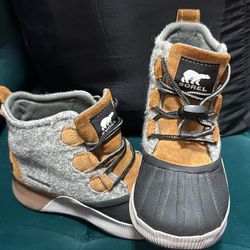Sorel Waterproof  Boots