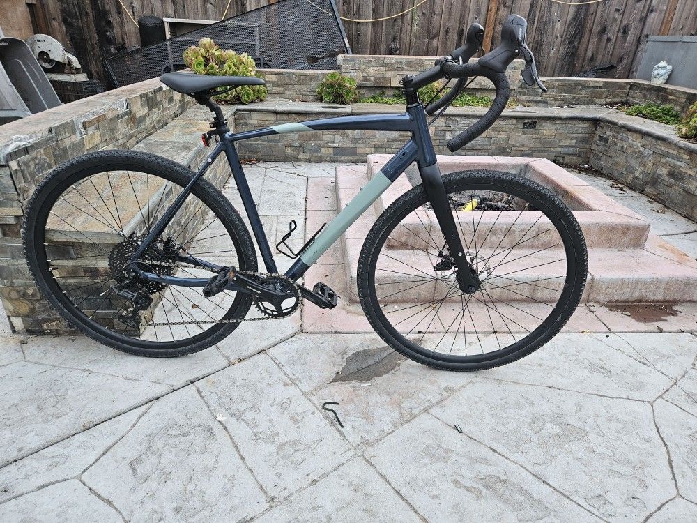 Gravel Bike