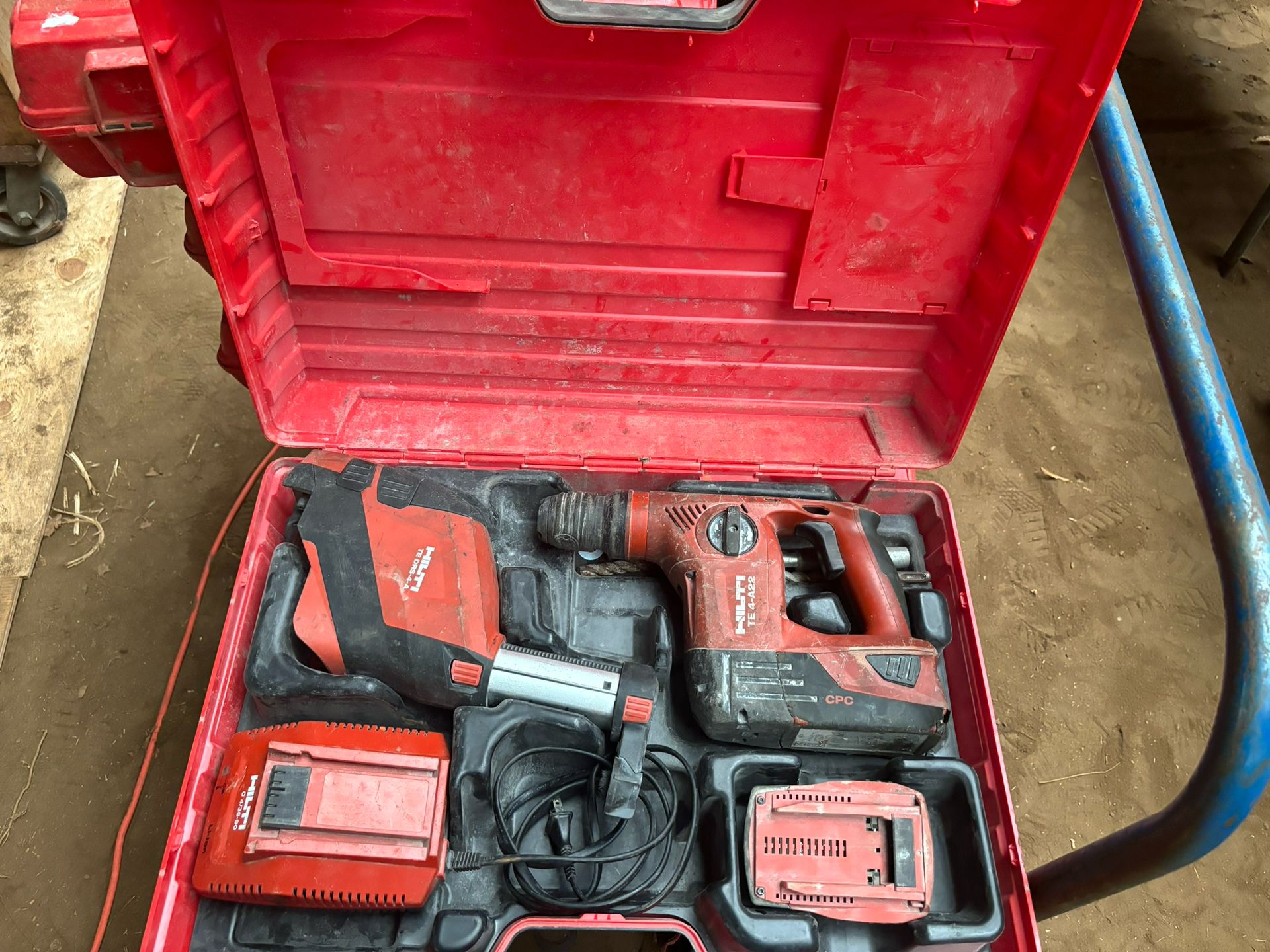 Hilti Hammer Drill and Dust Collector Set
