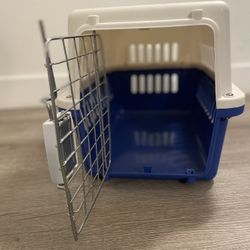 Small Dog/ Cat Kennel Carrier