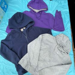 MENS SIZE SMALL HOODYS- CHAMPION, NIKE, LEVI. take all for $12. FIRM PRICE
