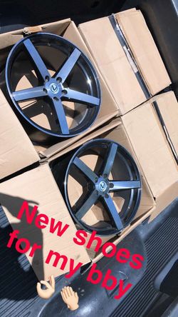 I have a set concave A10 19” rims. They are in great condition